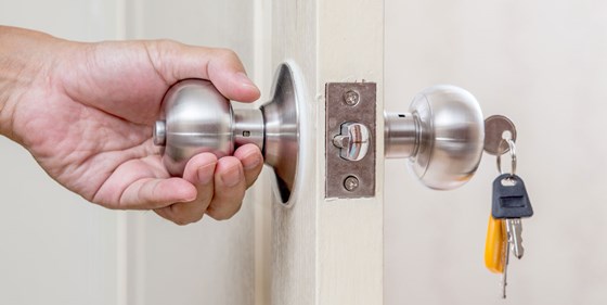 Locksmith Service Calgary: Lock Repair & Installation